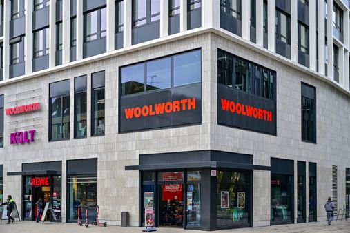 Woolworth eröffnet seine 1.000. Filiale in Europa